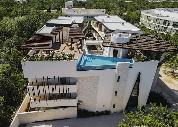 Santal 102 Tulum